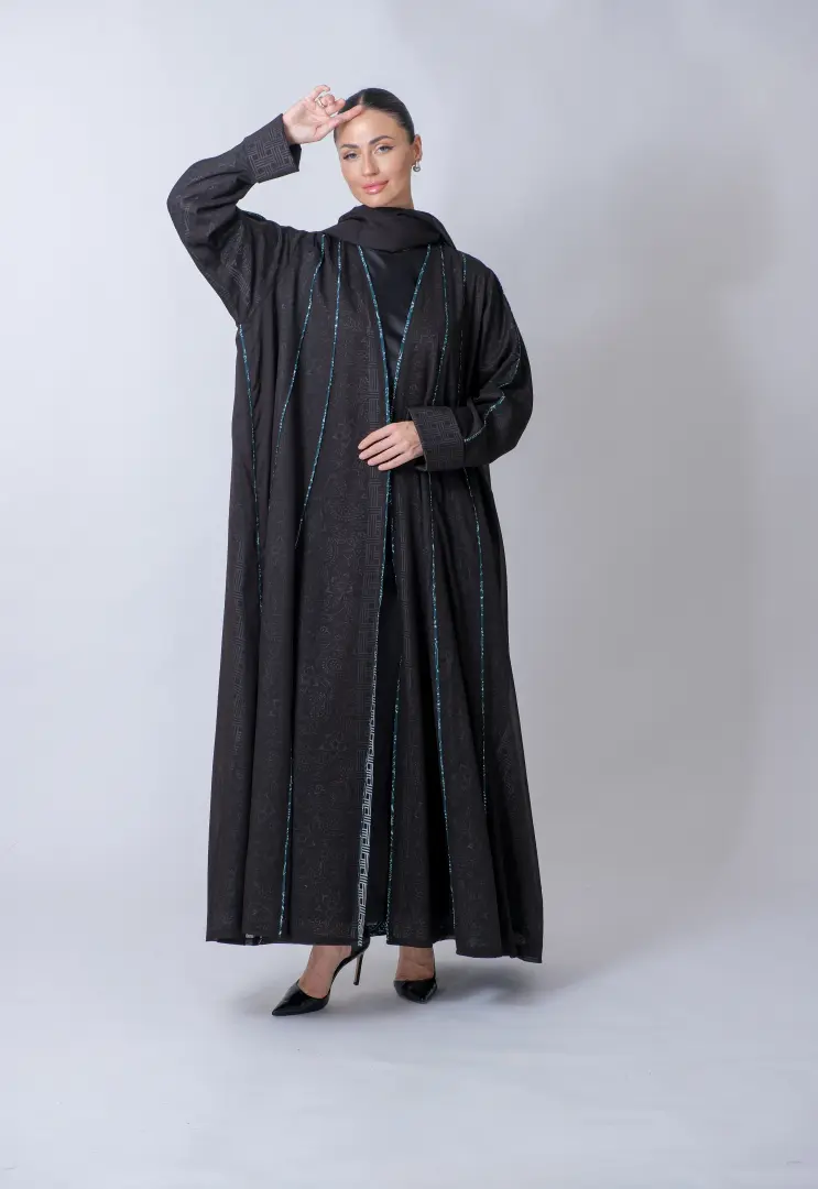 عبايه سوداء دبل فيس( تلبس من الجهتين)